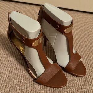 Michael Kors Leather Heels with Gold Detailing